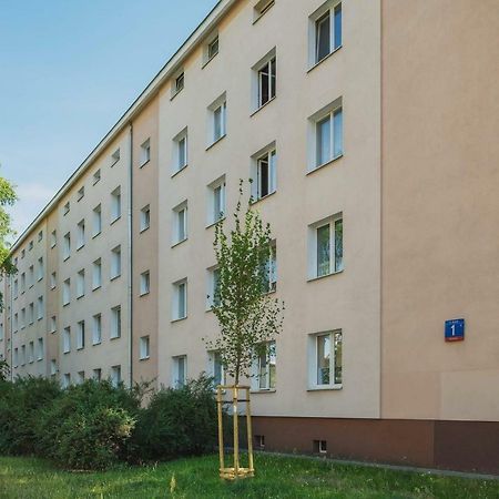 Mieszkanko Na Stawki Netflix Warsaw Exterior photo